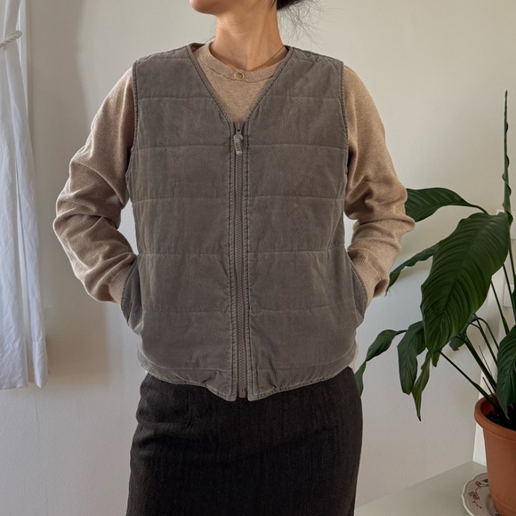 Eddie Bauer Jackets & Blazers - Vintage Eddie Bauer 100% Cotton Collins Bay Quilted Corduroy Taupe Vest Size XS